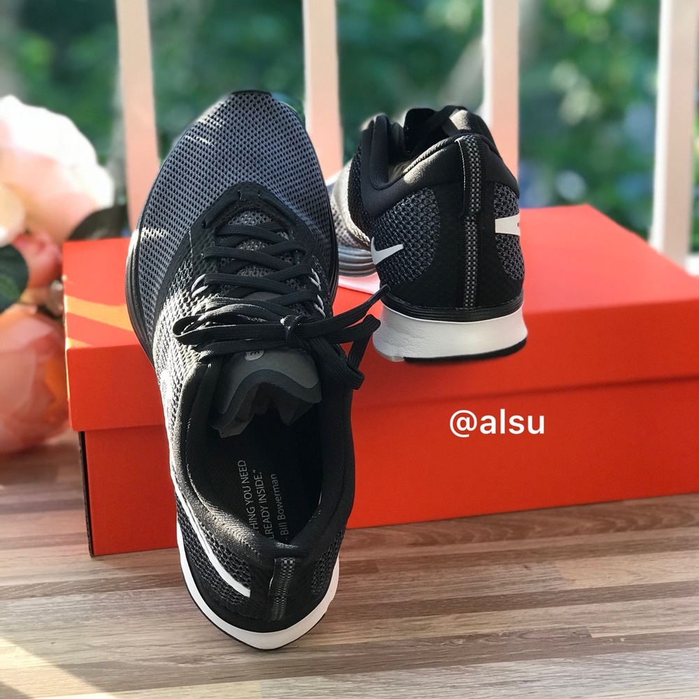 NWT Nike Zoom Strike Dark Grey WMNS - Picture 5 of 7